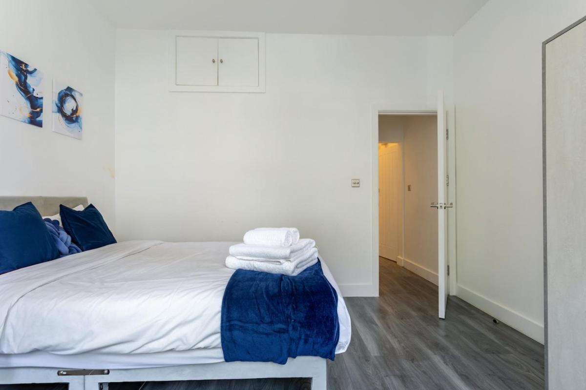 Stylish 2-Bed Flat In The Heart Of West Hampstead Apartment London Exterior photo