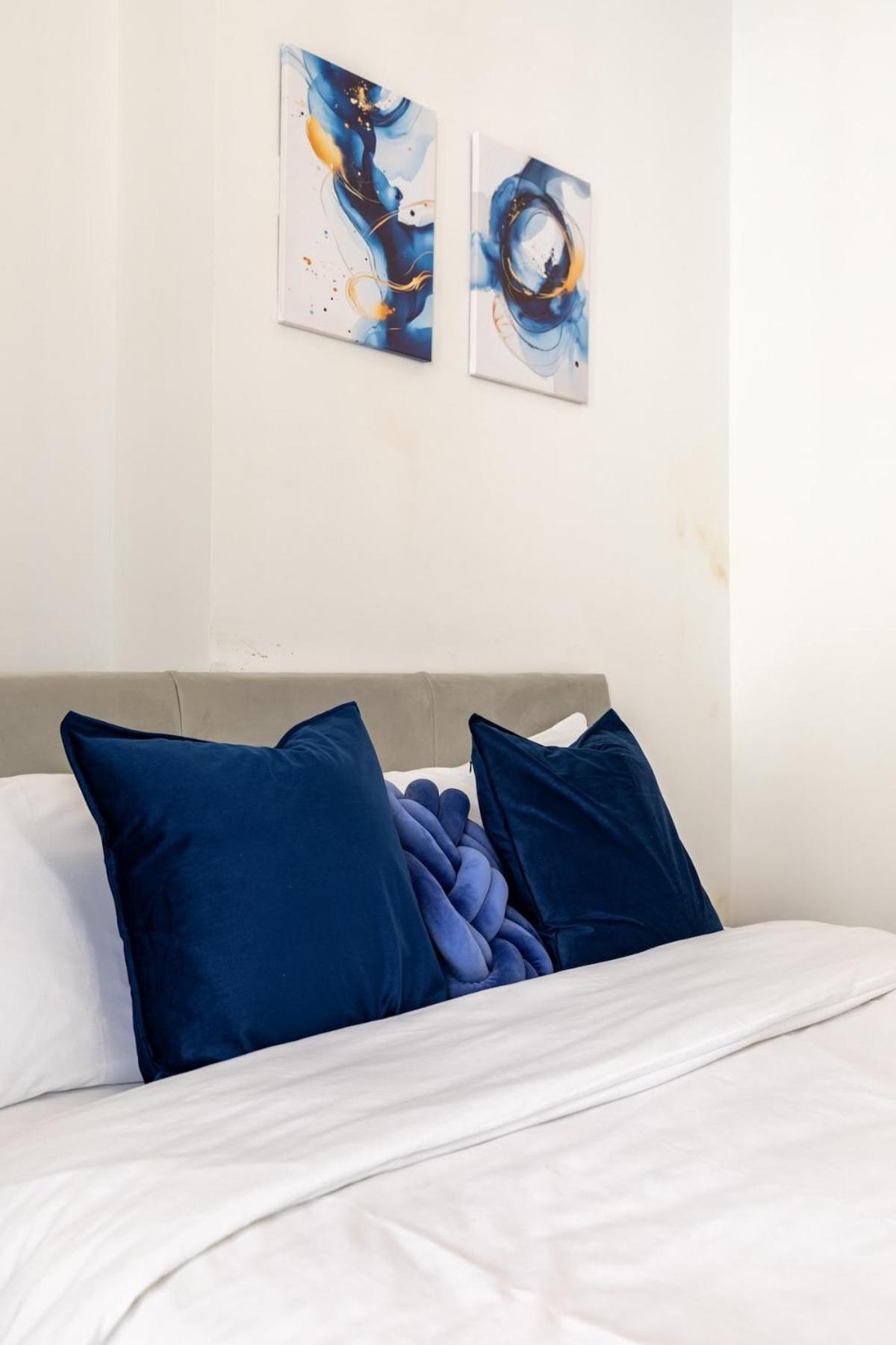 Stylish 2-Bed Flat In The Heart Of West Hampstead Apartment London Exterior photo